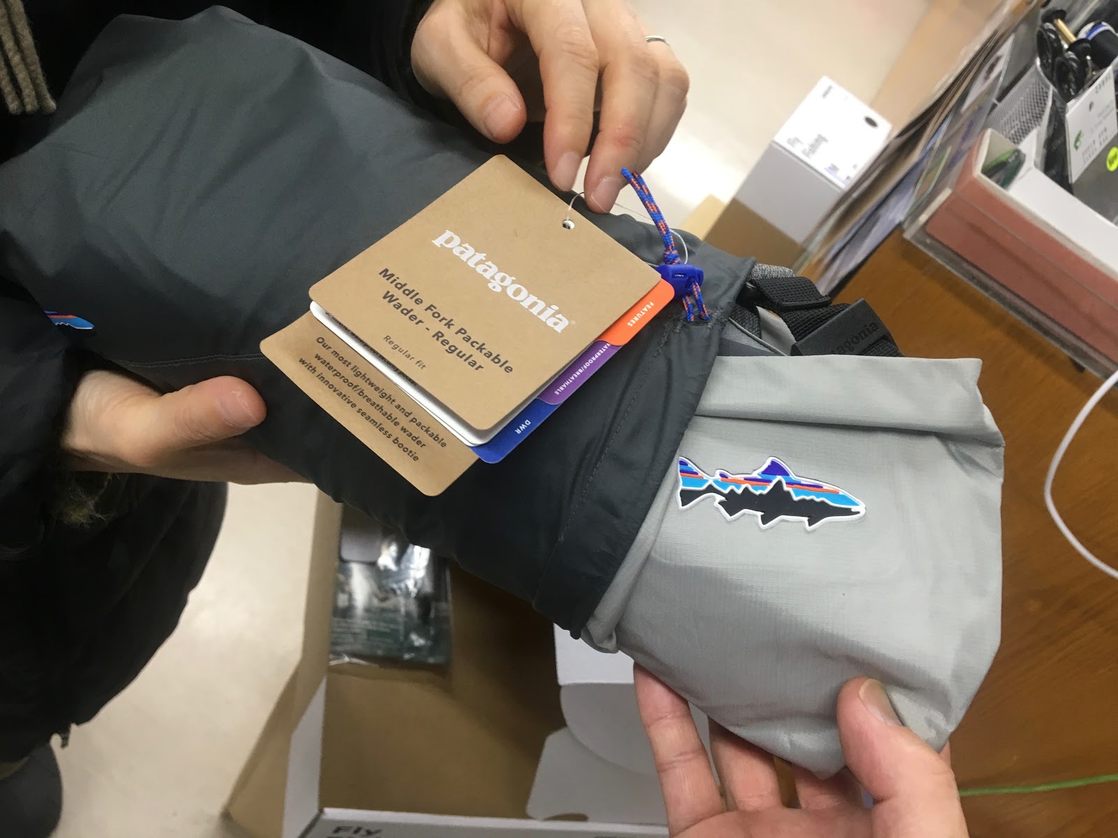 新潟フライフィッシング友の会: 【釣り】入荷したてのPatagonia 新潟フライフィッシング友の会: 【釣り】入荷したてのPatagonia